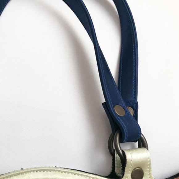 NWT Handcrafted Embroidered Silk Handbag By Perfume River - Picture 4 of 12